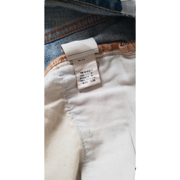 ABERCROMBIE & FITCH Distressed Straight Leg 31W - Picture 4 of 7